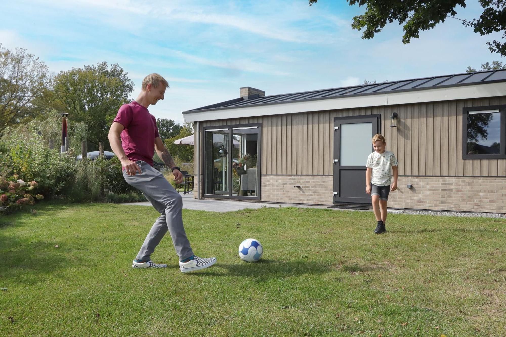 Wellness Chalet Veluwemeer Biddinghuizen Exterior foto